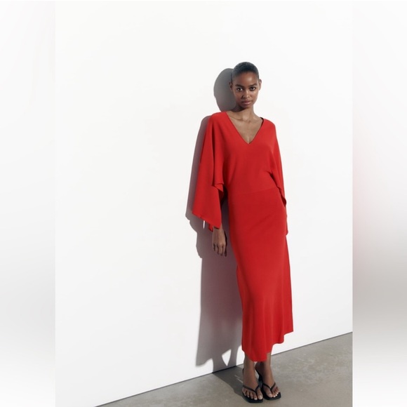 ZARA RED CAPE SLEEVE KNIT DRESS - Picture 9 of 11